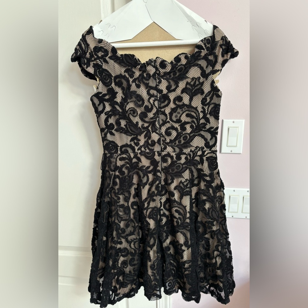 Women’s formal dress